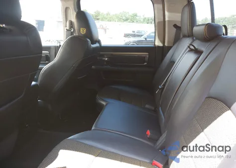 2016 Ram 1500 Sport z USA, uszkodzony, nr VIN 1C6RR7MT8GS320117